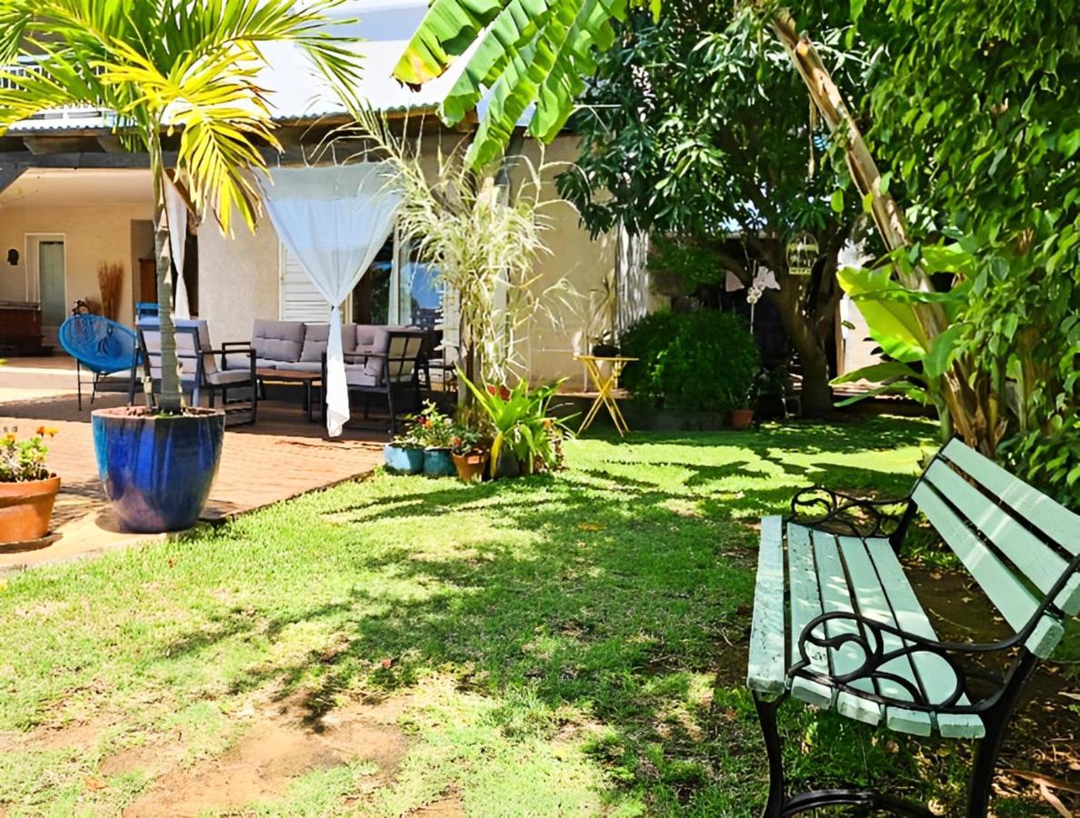 Ti Case Fleurie * Piscine * Jardin Tropical Saint-Leu Luaran gambar